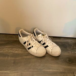 Adidas Superstar Sneakers